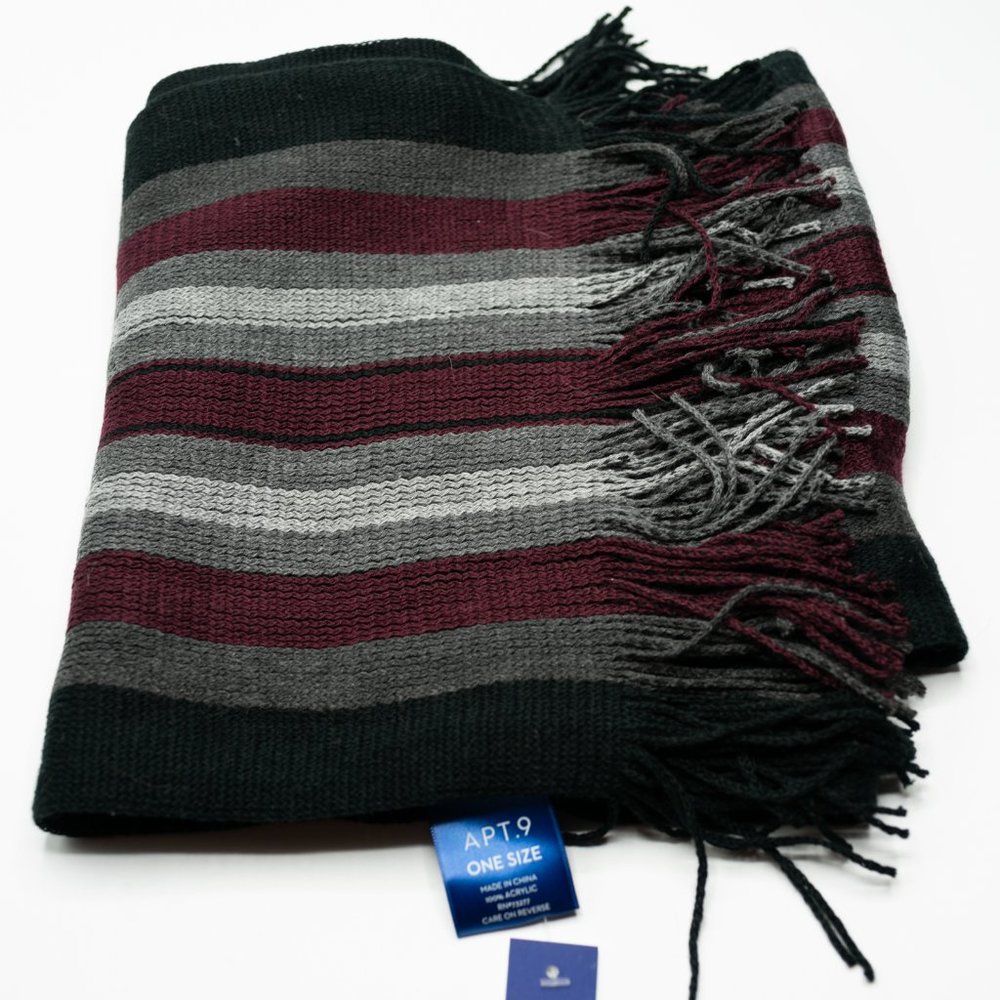 Apt. 9 - Scarf